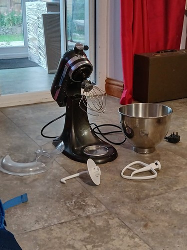 Kitchen aid black - black, stand